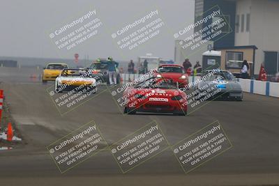 media/Jan-18-2026-CalClub SCCA (Sun) [[8bc6468723]]/Group 3 Race/Turn 1/